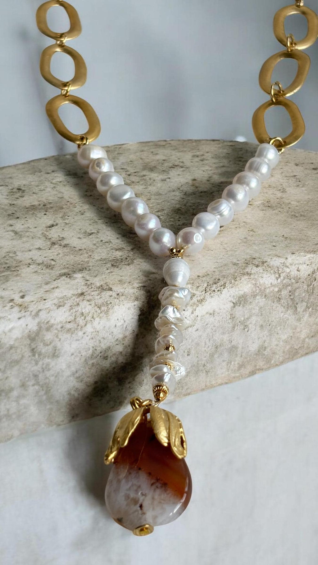 Handmade Pearl Agate Mother of Pearl Necklace, Gold Plated Boho Elegant Jewelry
